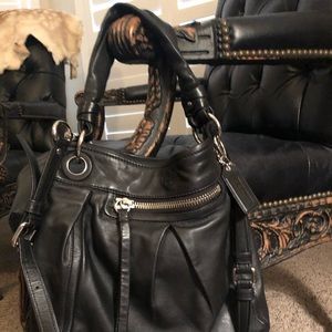 Coach crossbody w/removable strap & wallet